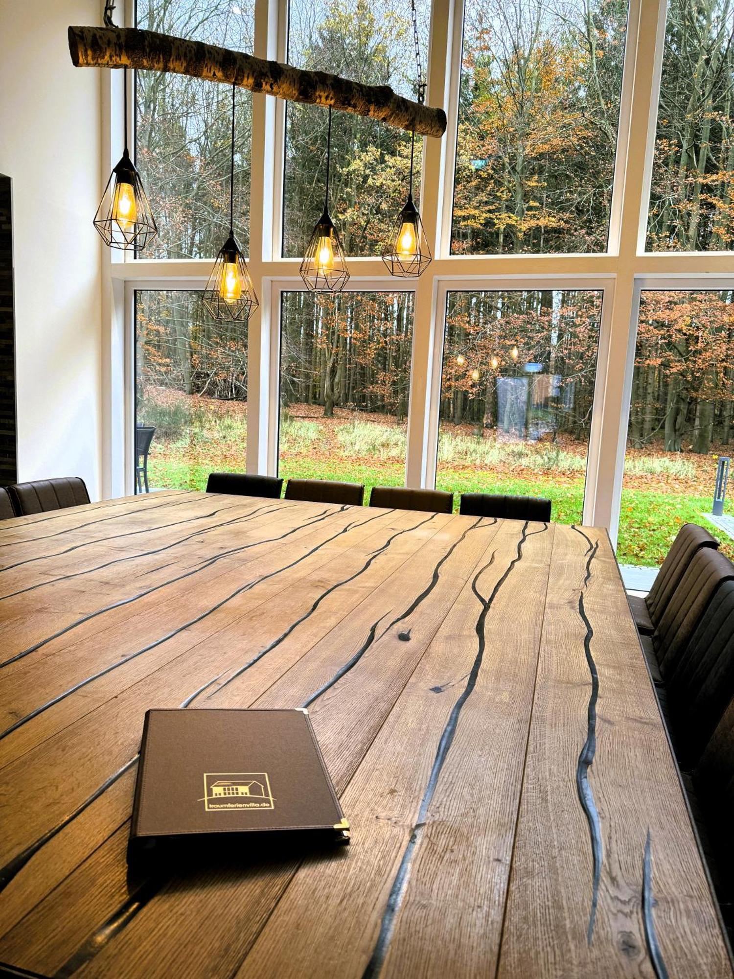 Villa Thormarcon Am Plauer See Fuer 18 Gaeste, Sauna, Pool Lenz Exterior photo